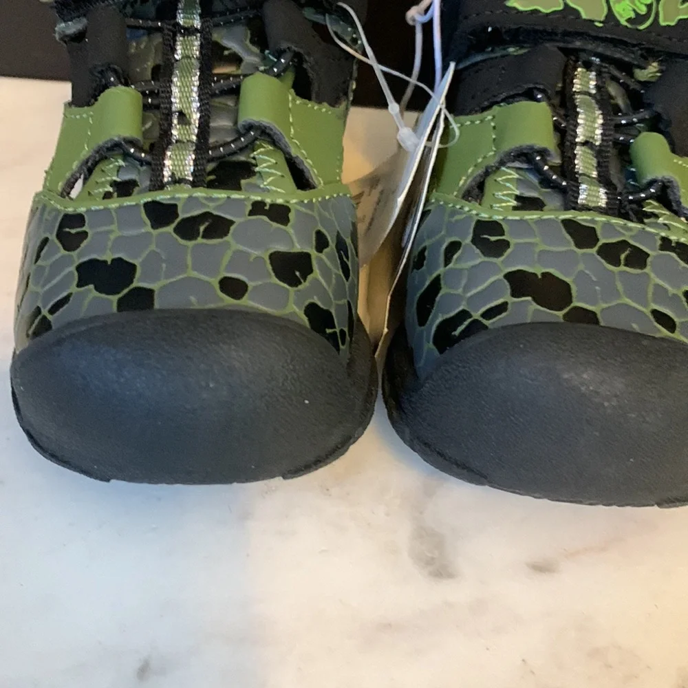 Jurassic World T Rex Light Up Sandals